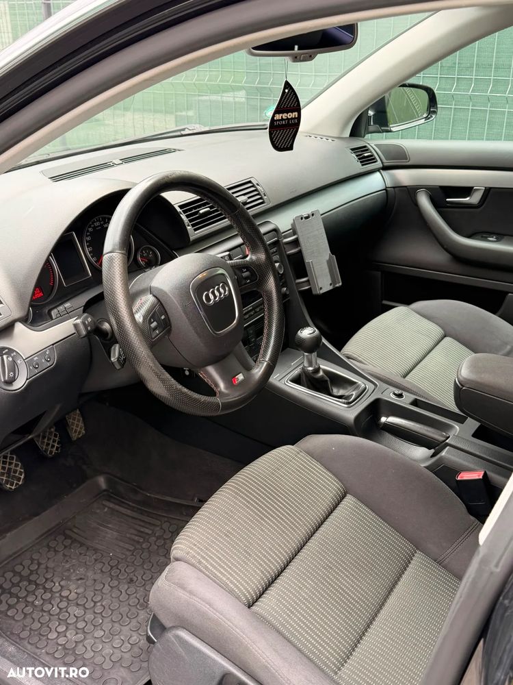 Audi A4 - 5