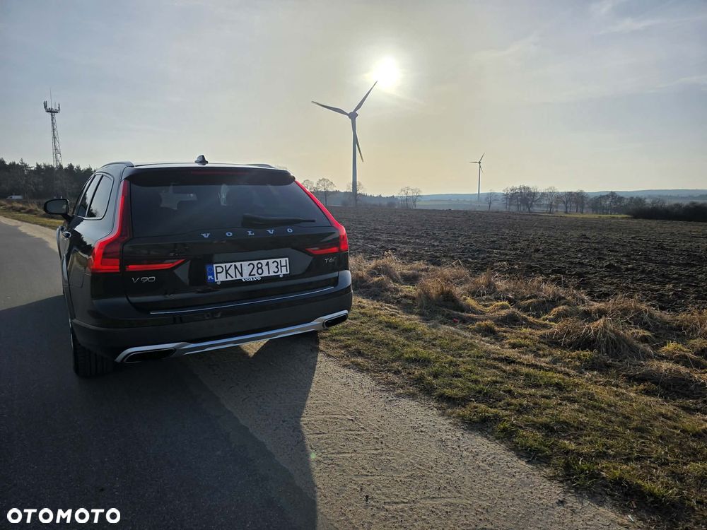 Volvo V90 Cross Country T6 AWD - 17