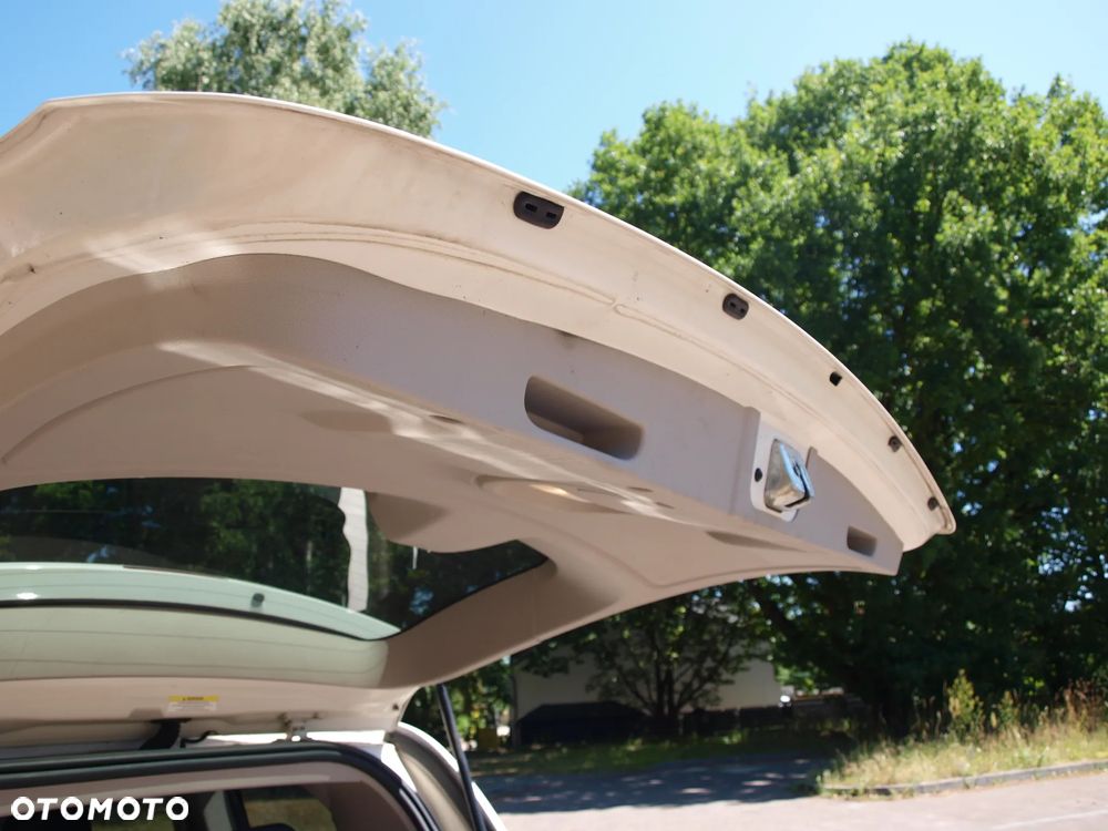 Chrysler Town & Country 3.6 Touring - 31