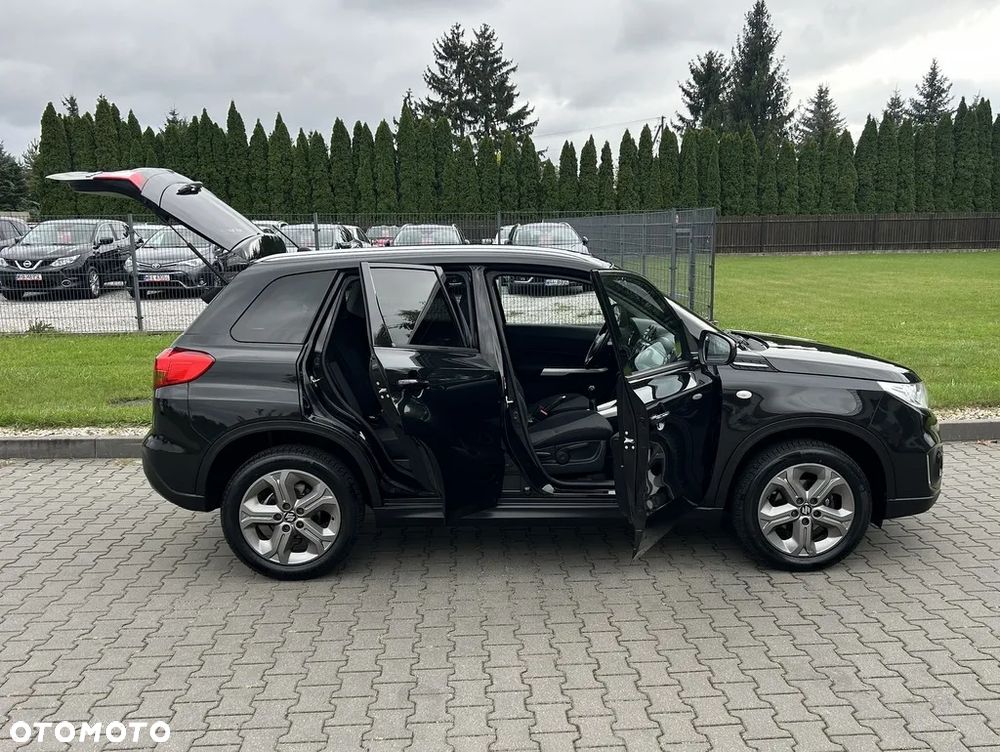 Suzuki Vitara 1.6 Premium 2WD - 16