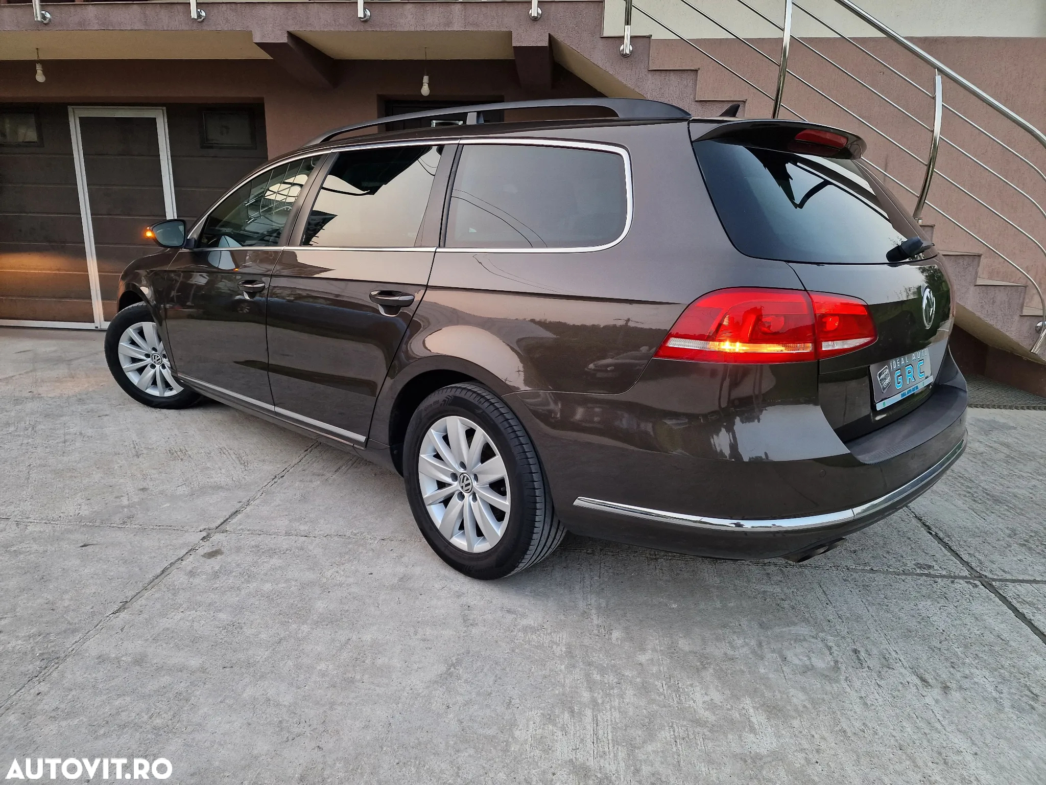 Volkswagen Passat - 24