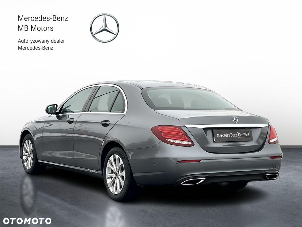 Mercedes-Benz Klasa E - 4