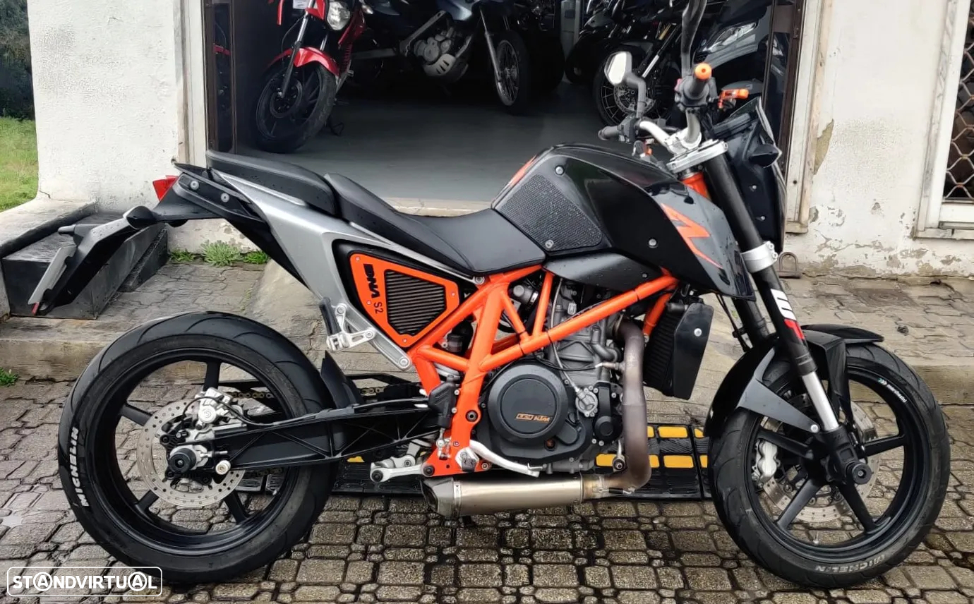 KTM Duke 690 - 3