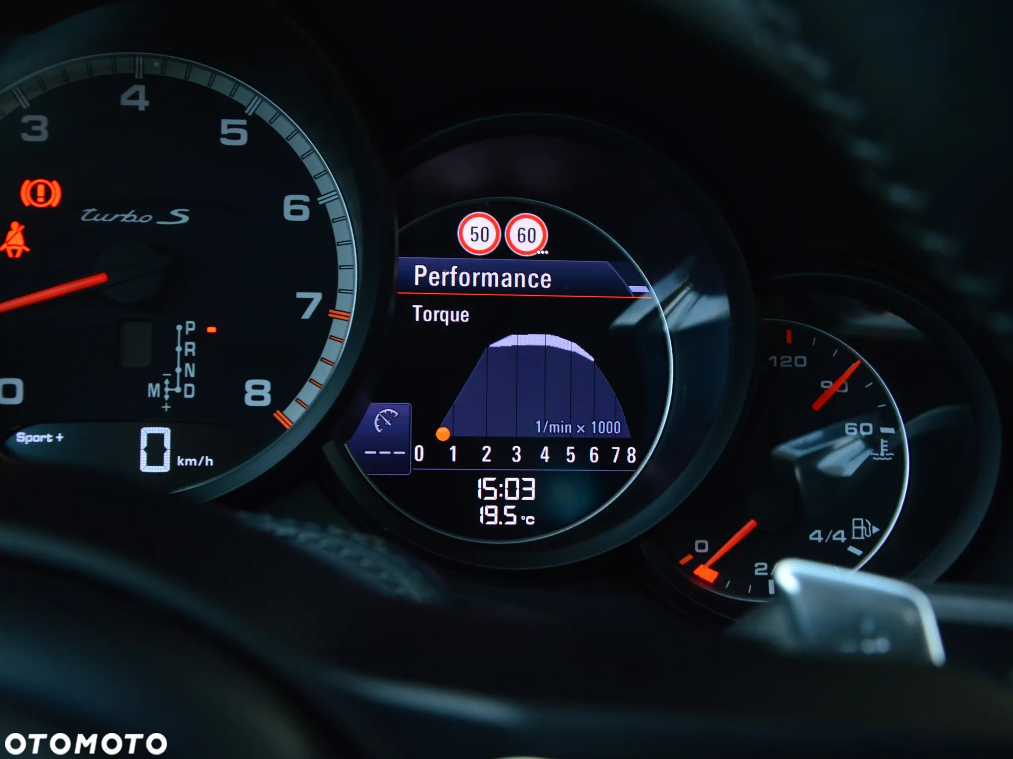 Porsche 911 Turbo S - 32