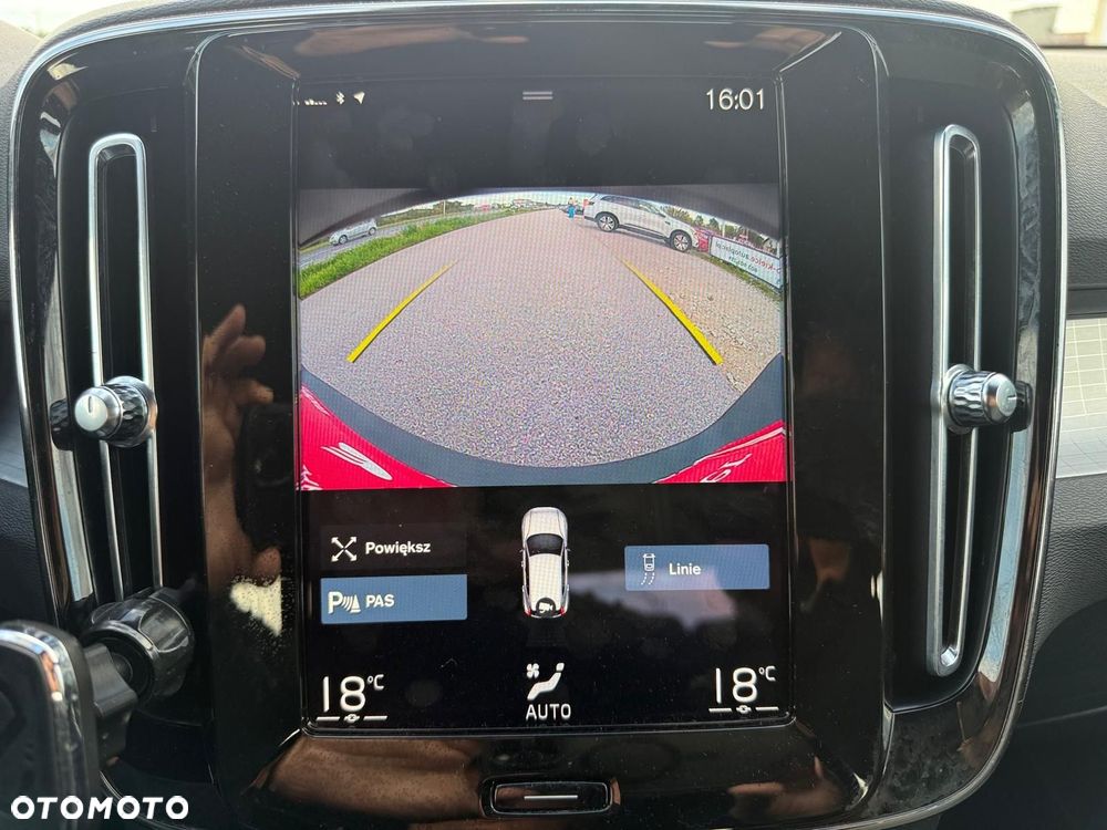 Volvo XC 40 T5 Recharge DKG Essential - 11