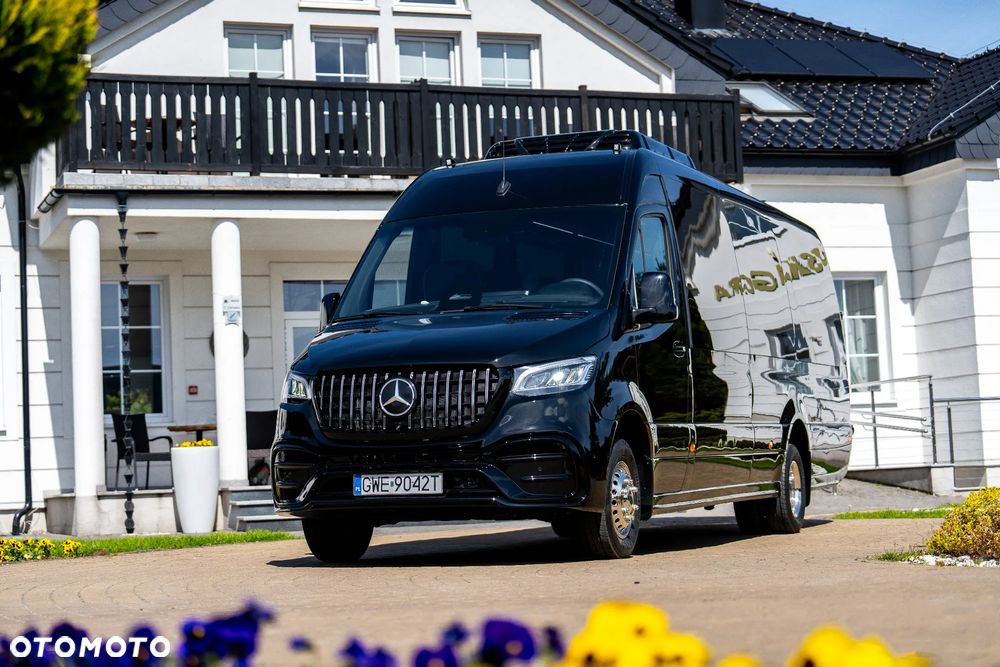 Mercedes-Benz Sprinter - 2