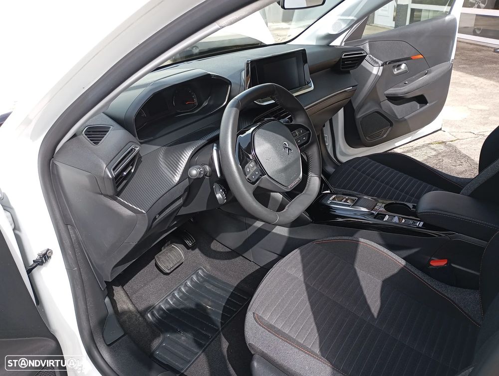 Peugeot 208 PureTech 100 EAT8 Active Pack - 14