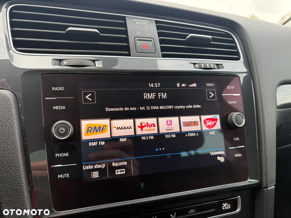 Volkswagen Golf 1.5 TSI BMT Comfortline - 17