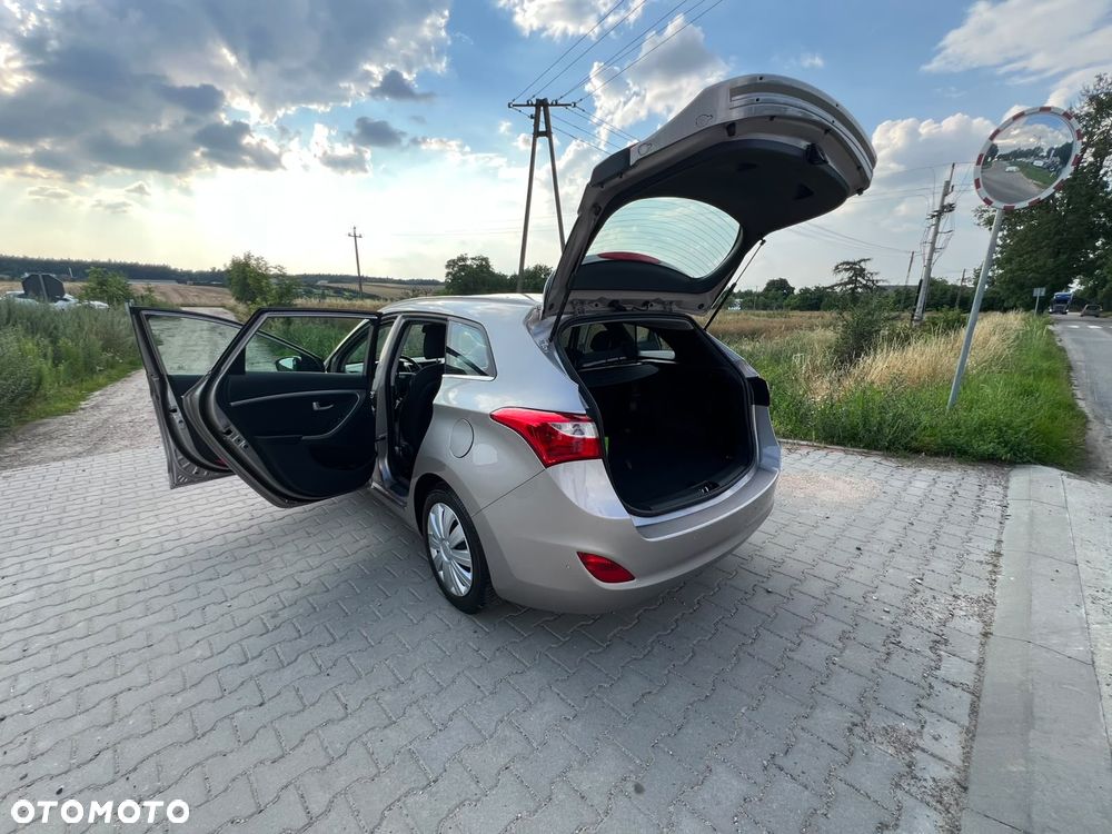 Hyundai i30 - 16
