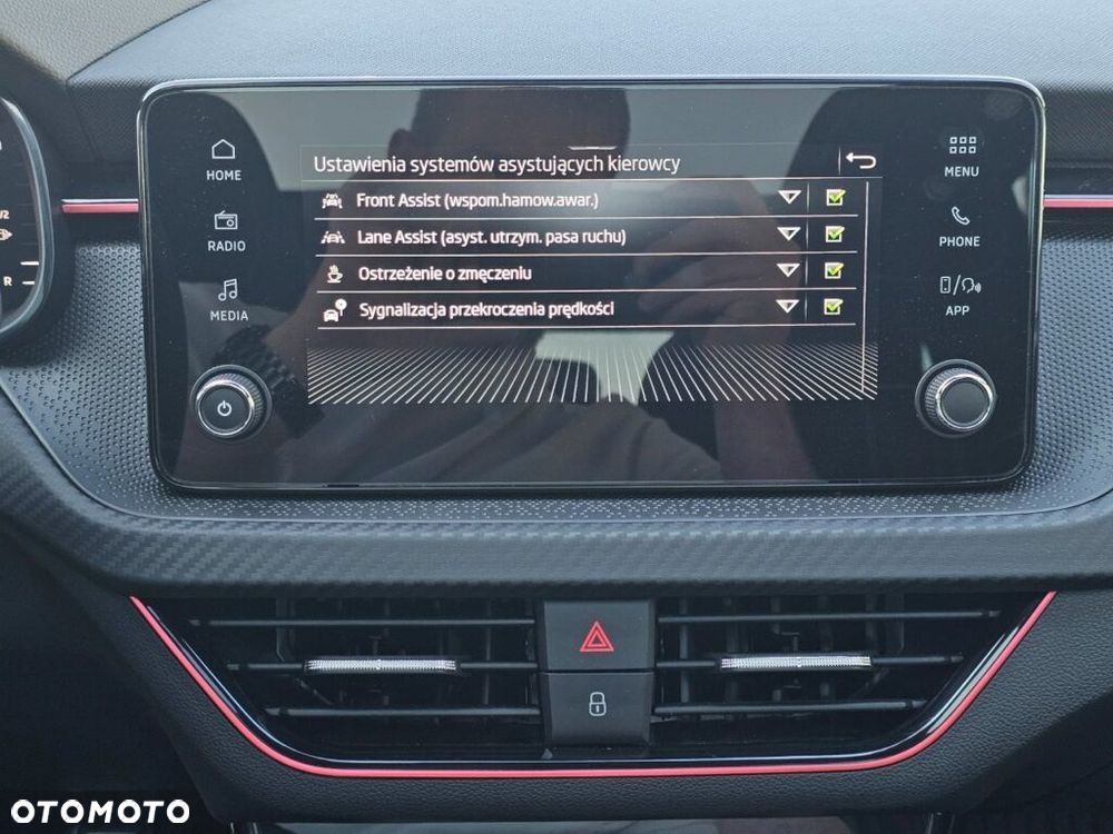 Skoda Scala 1.5 TSI Monte Carlo - 17