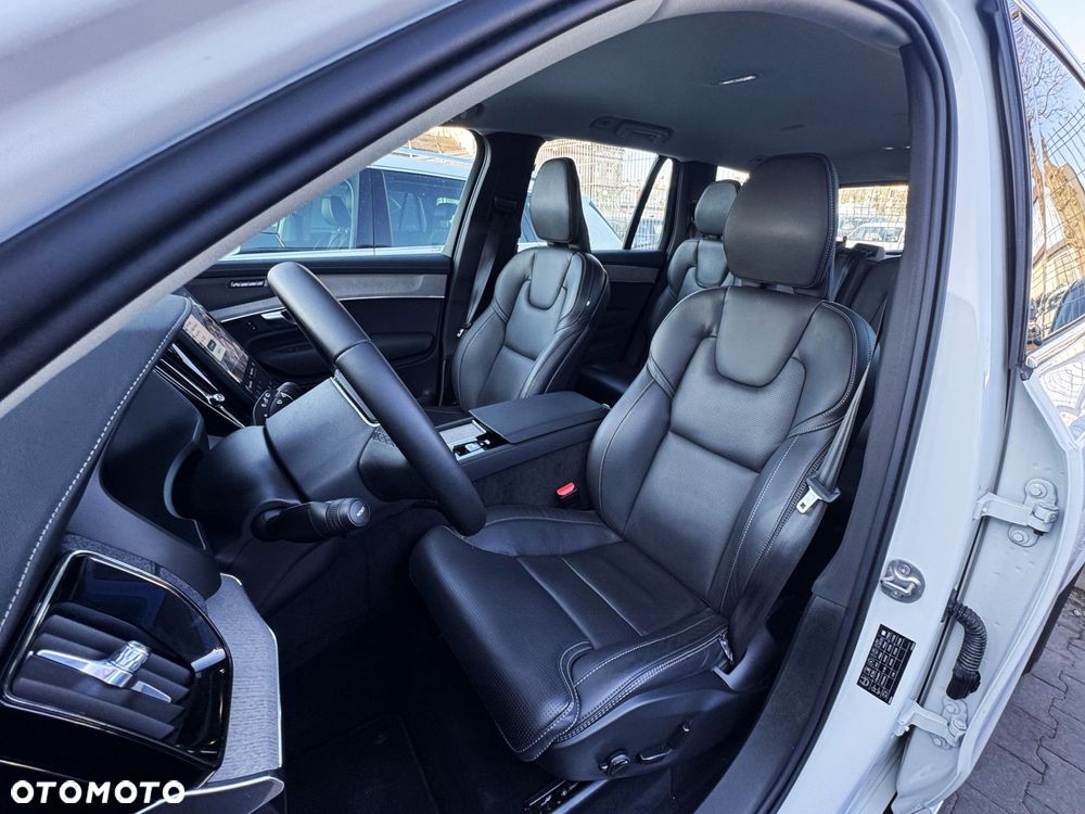 Volvo XC 90 - 29