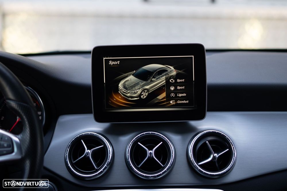 Mercedes-Benz CLA 180 d AMG Line - 24