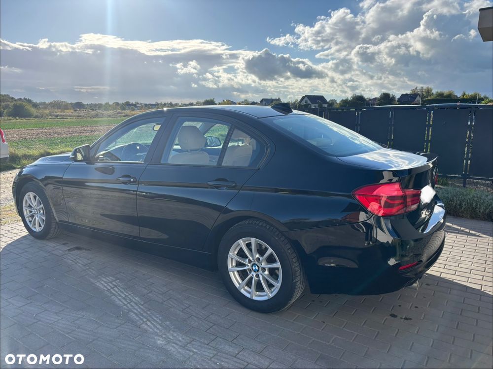 BMW Seria 3 318i - 6
