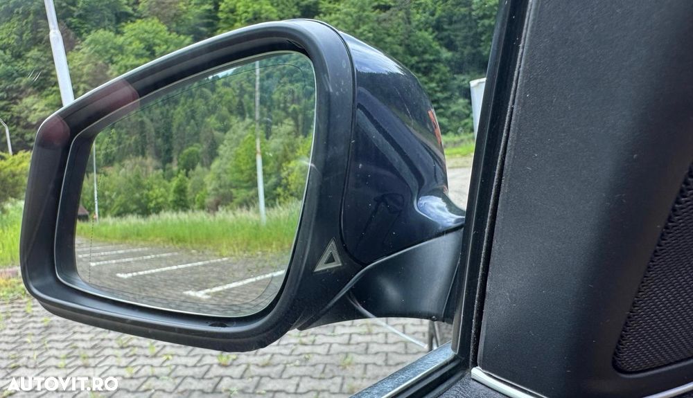 BMW Seria 5 525d xDrive Sport-Aut. - 12