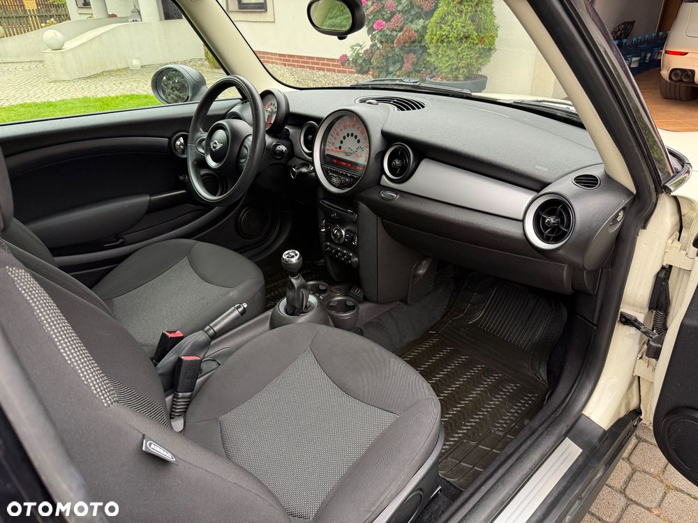 MINI ONE Standard - 33