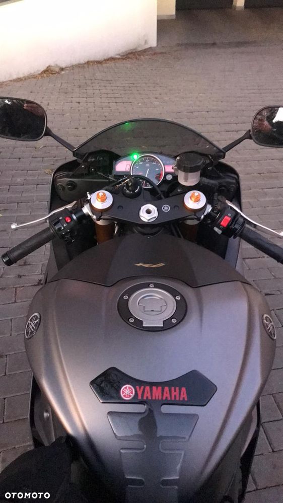 Yamaha R6 - 7