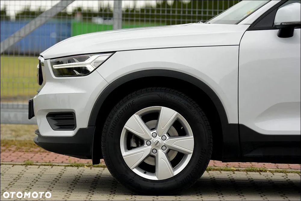 Volvo XC 40 D3 SCR Momentum - 38