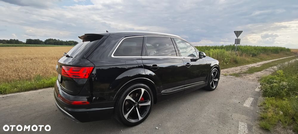 Audi SQ7 - 12