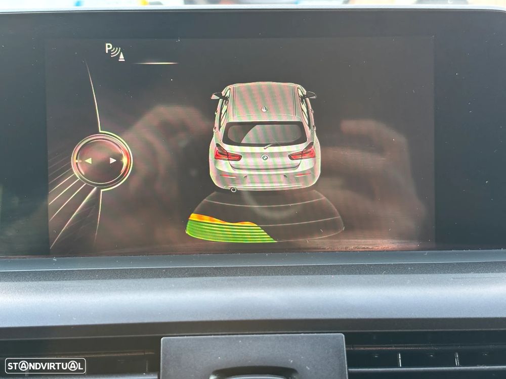 BMW 118 d Advantage - 28
