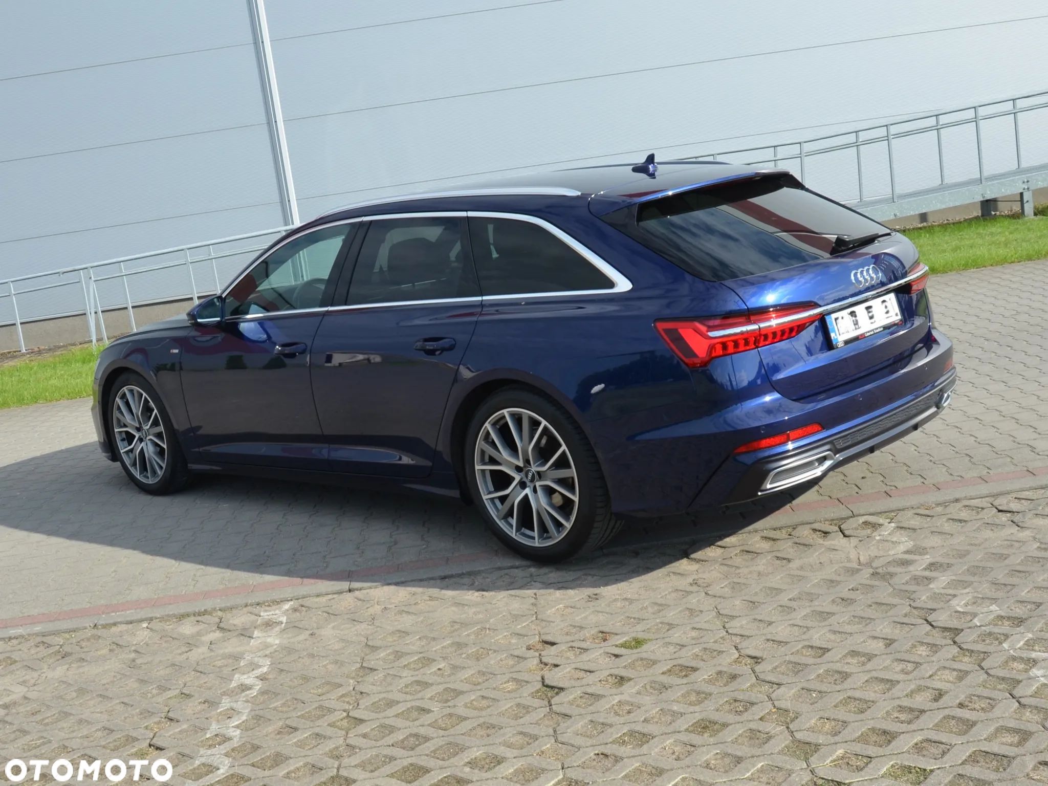 Audi A6 - 1