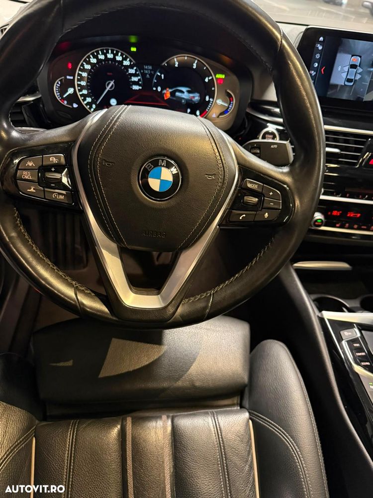 BMW Seria 5 520d Aut. Sport Line - 4