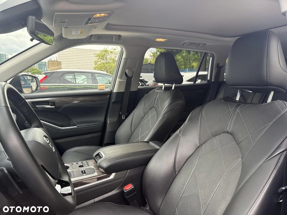 Toyota Highlander - 14