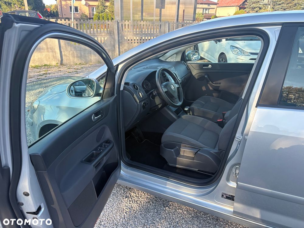 Volkswagen Golf - 17