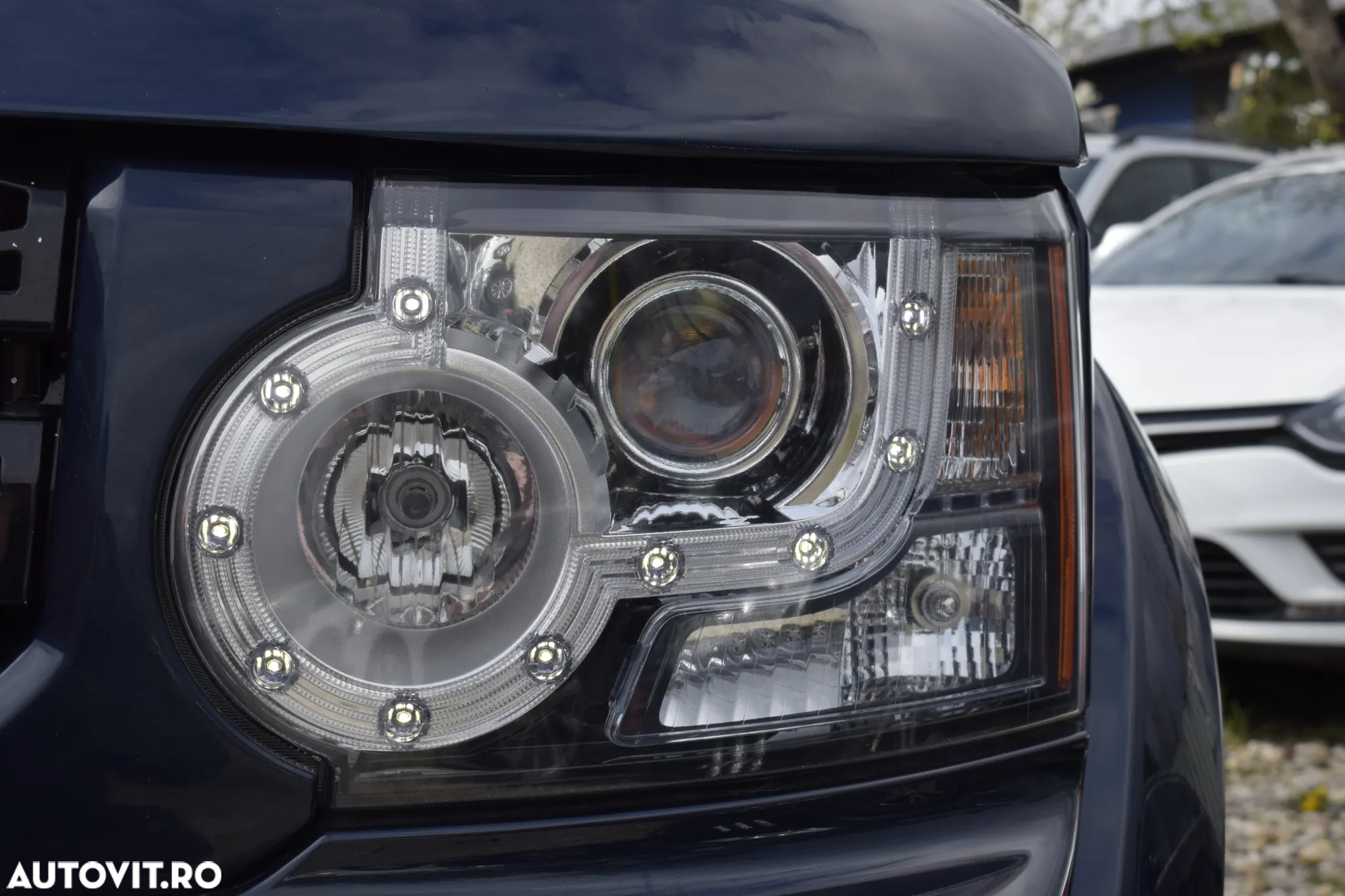 Land Rover Discovery 4 3.0 L TDV6 GRAPHITE Aut. - 38