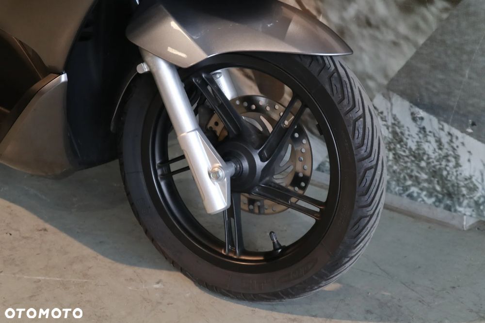 Honda PCX - 14