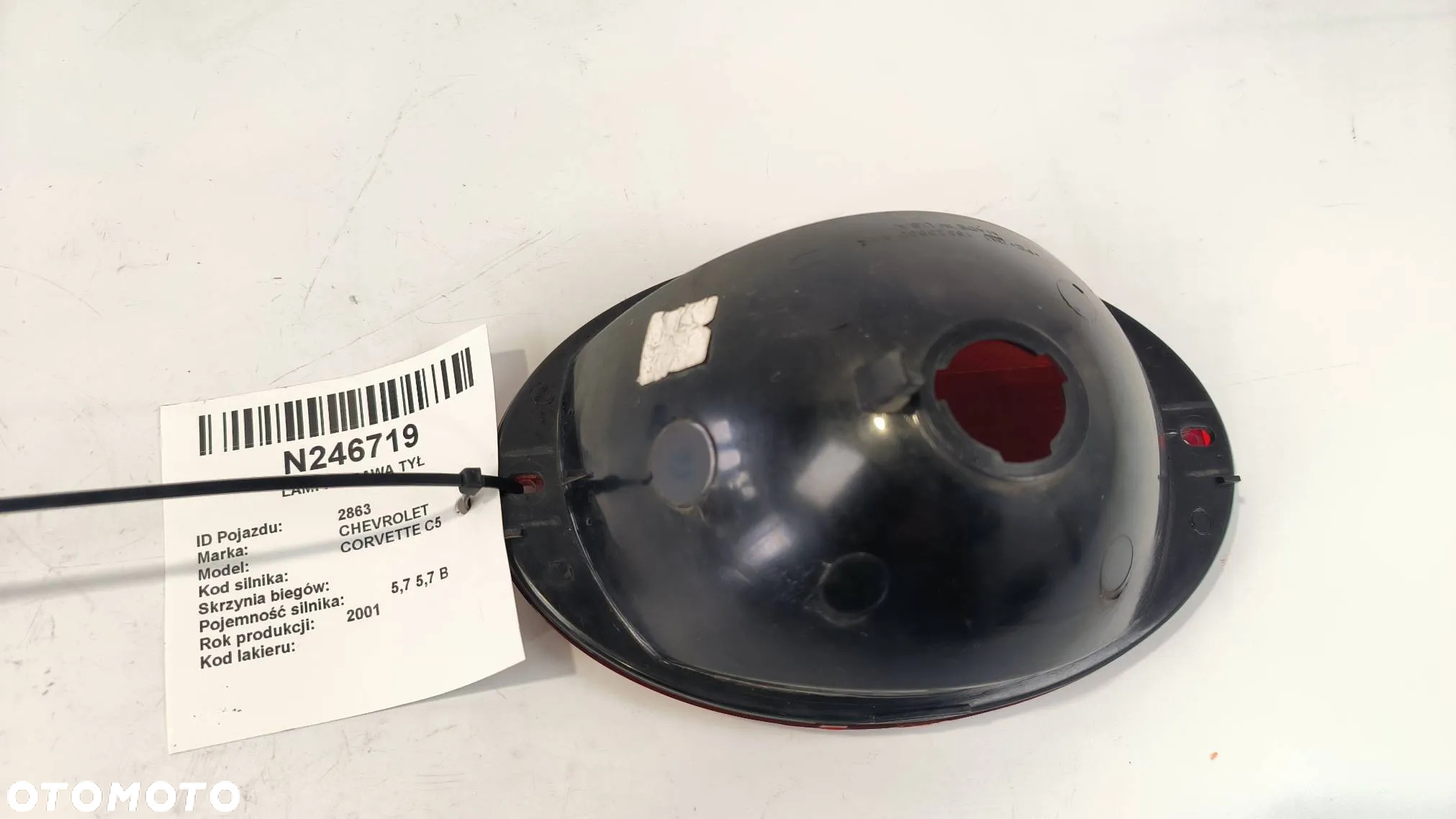 Lampa tylna lewa 16523629A / prawa 16523630A  Chevrolet Corvette C5 Coupe 2003r. Z06 5,7 B - 17