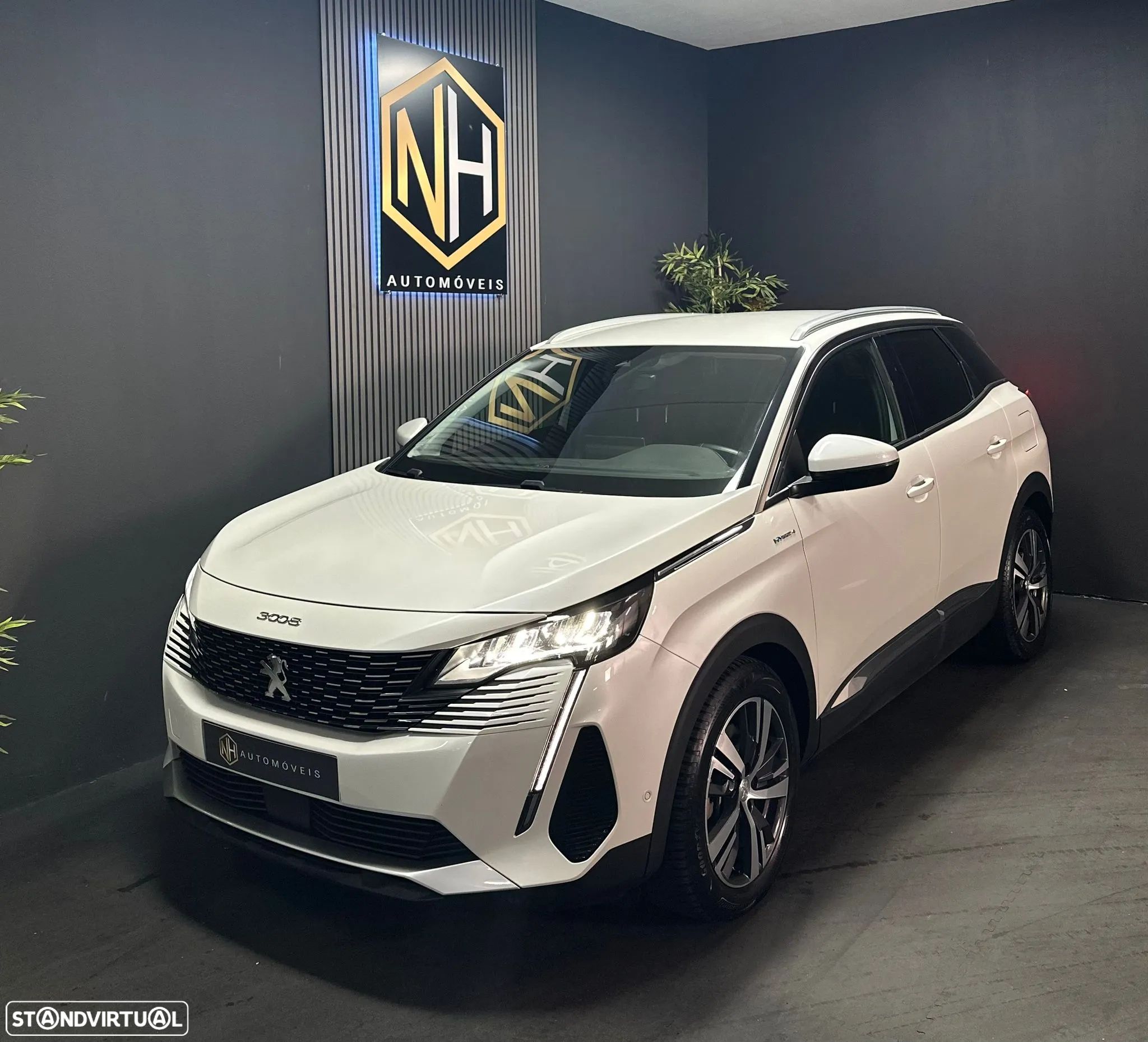 Peugeot 3008 1.6 Hybrid4 Allure Pack e-EAT8 - 1