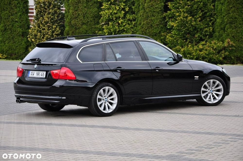 BMW Seria 3 325i Edition Exclusive - 20