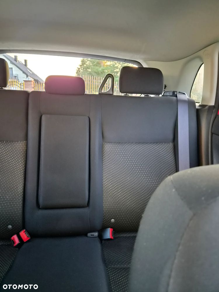 Mitsubishi ASX 1.6 Inform - 27