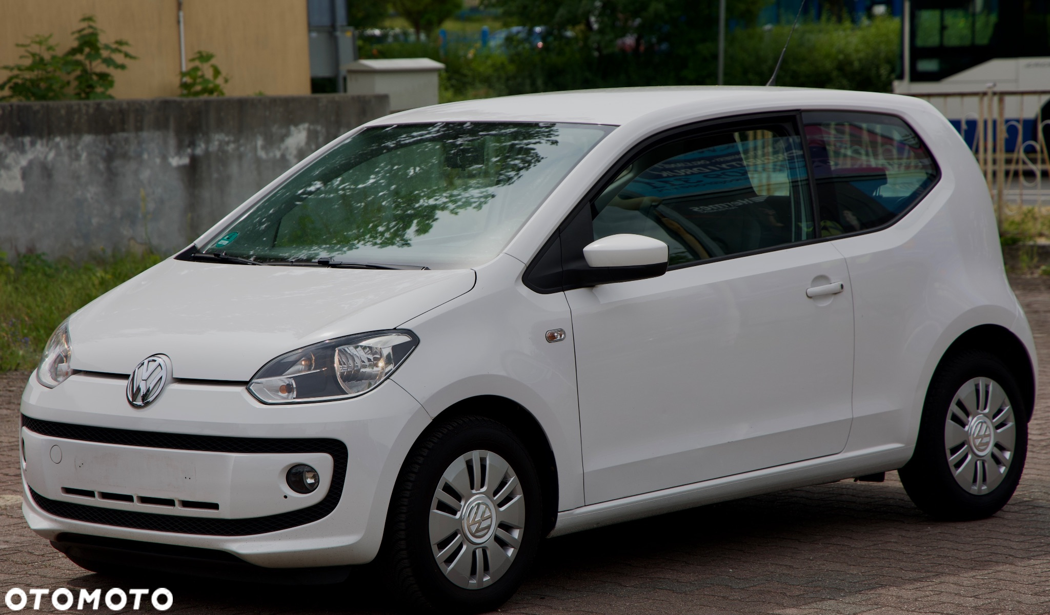Volkswagen up! 1.0 beats - 5