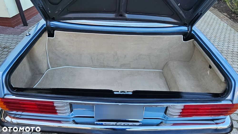 Mercedes-Benz SL - 24