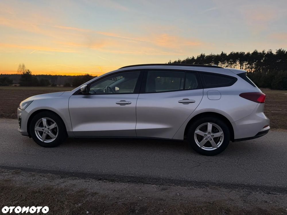 Ford Focus 1.5 EcoBlue Start-Stopp-System ACTIVE - 2