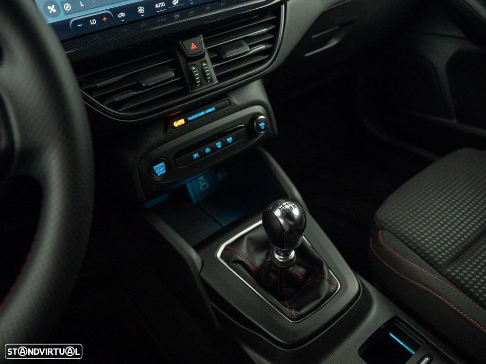Ford Focus - 27