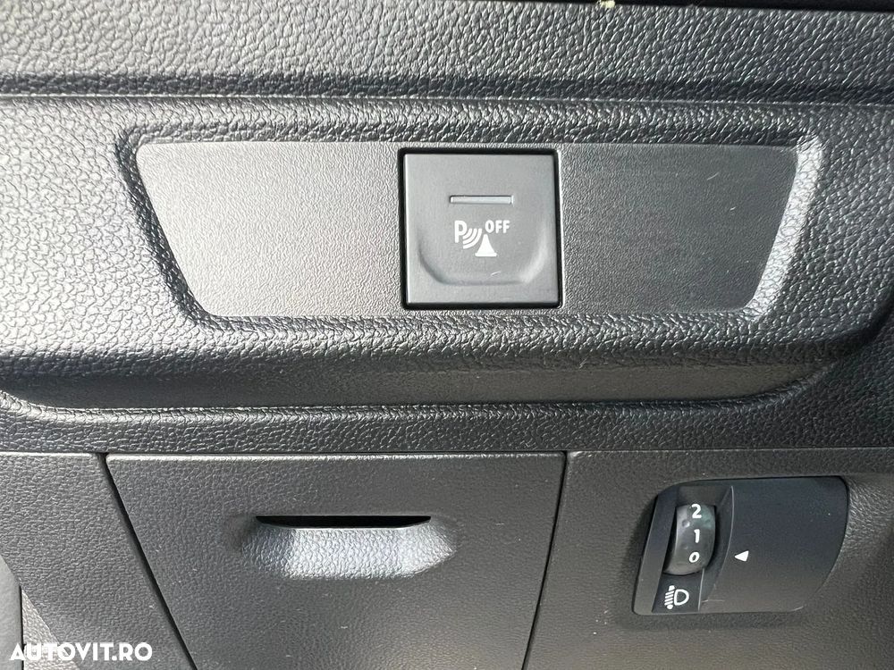 Dacia Sandero TCe 90 MT6 Comfort - 26