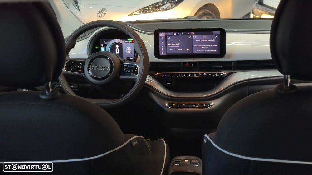 Fiat 500e 3 + 1 23,8kWh Icon - 50