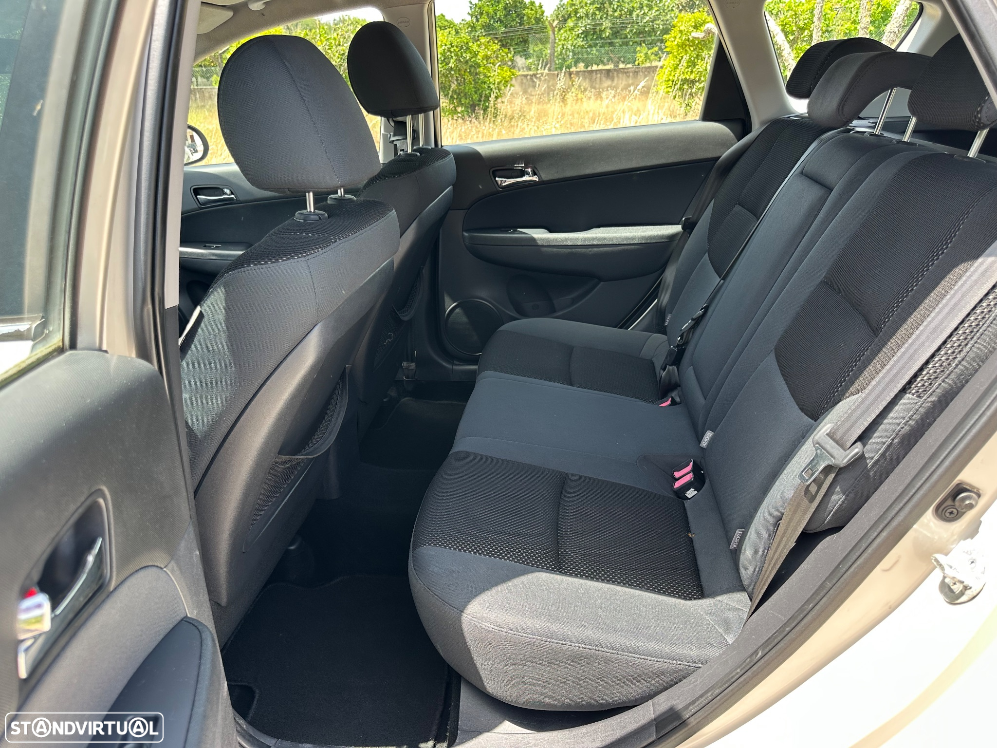 Hyundai i30 CW 1.6 CRDi Blue Comfort - 14