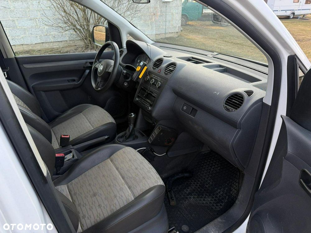 Volkswagen Caddy - 9