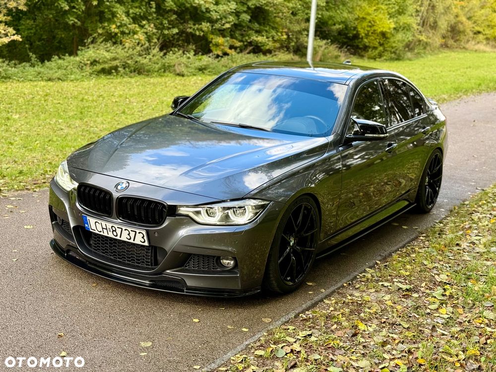 BMW Seria 3 330i M Sport - 8