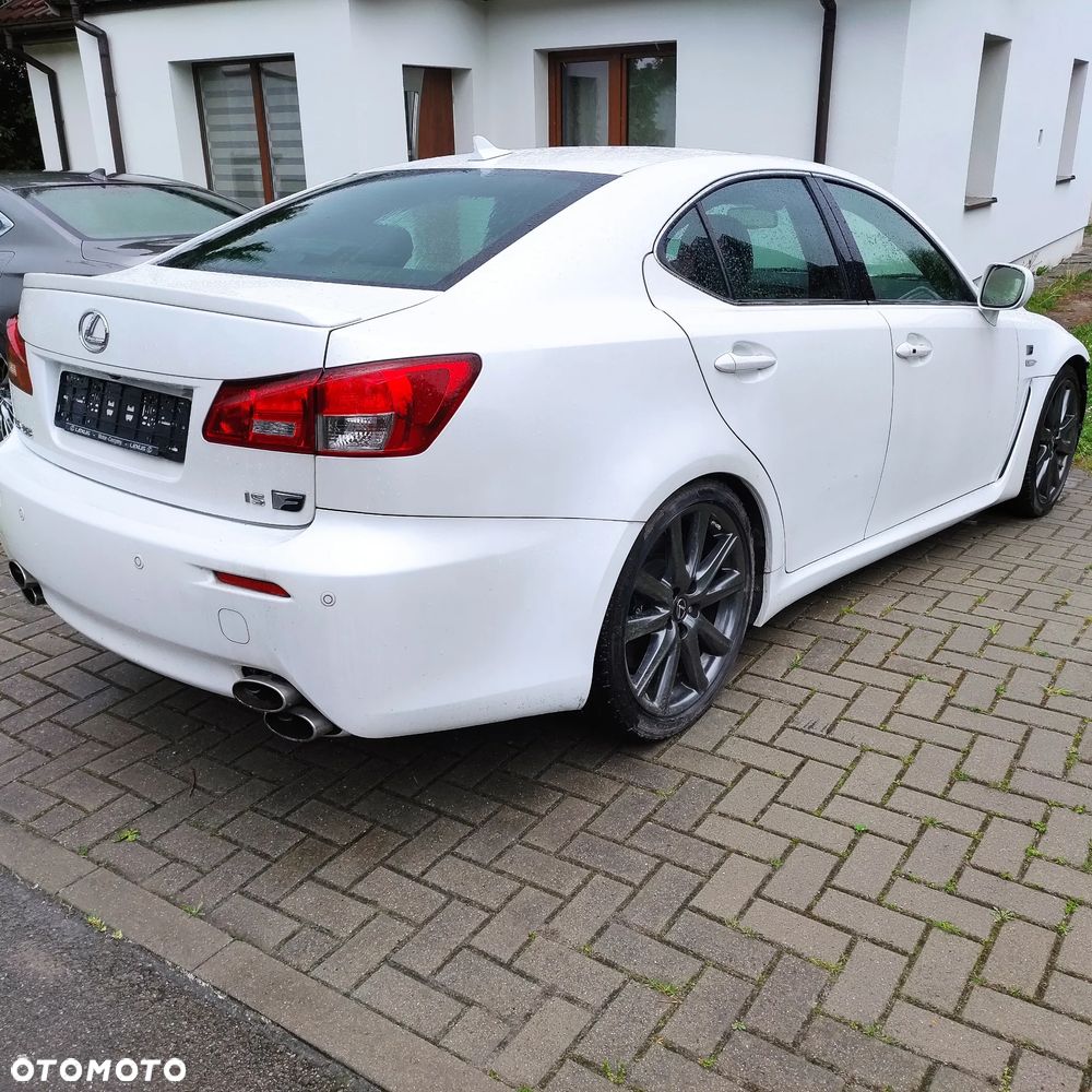 Lexus IS - 8