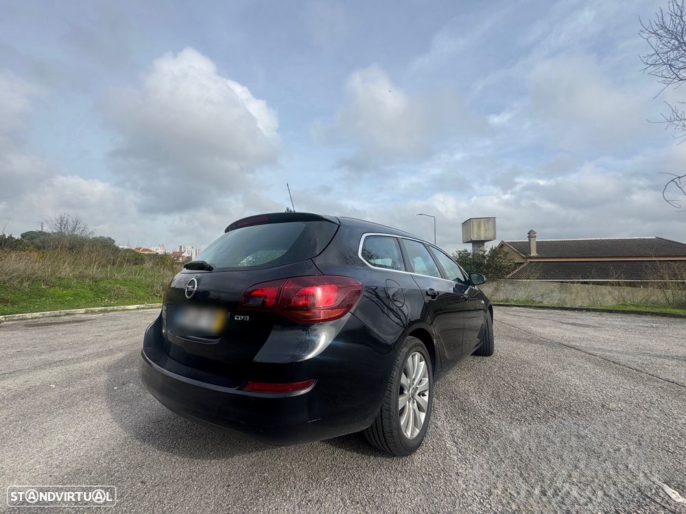 Opel Astra Sports Tourer 1.7 CDTi Cosmo - 4