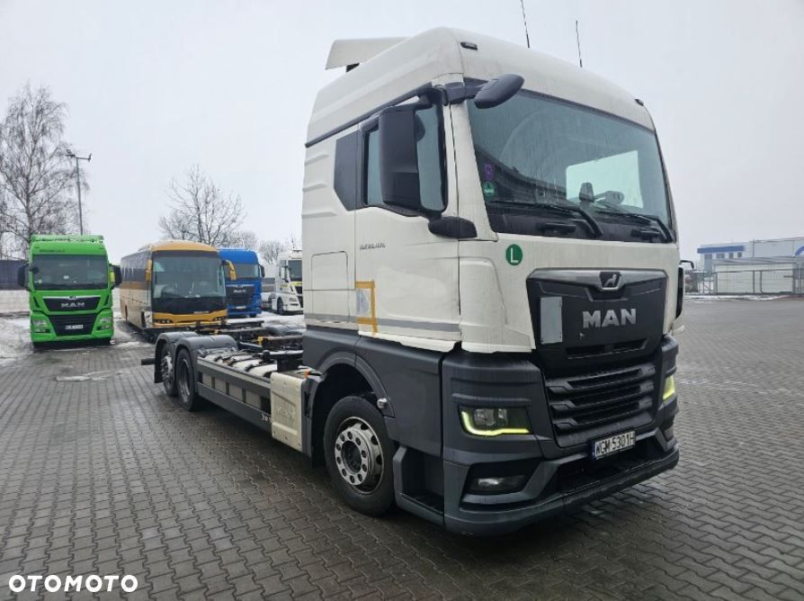 MAN TGX 26.470 6x2-2 LL CH GM - 1