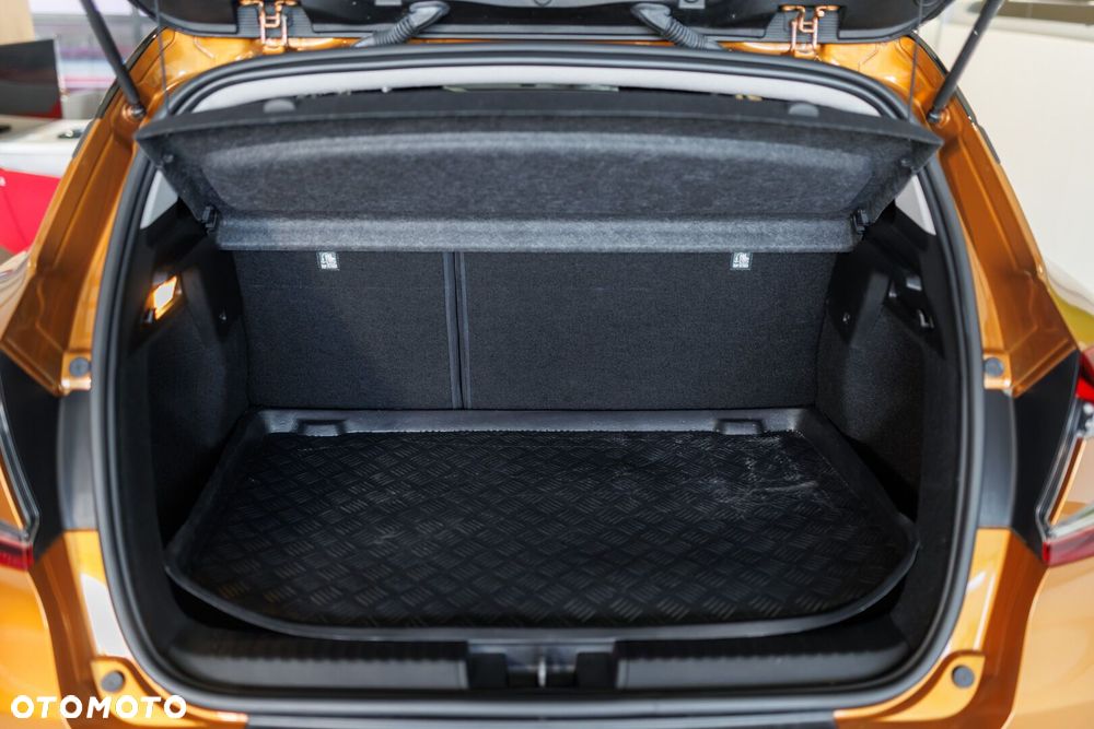 Renault Captur - 23