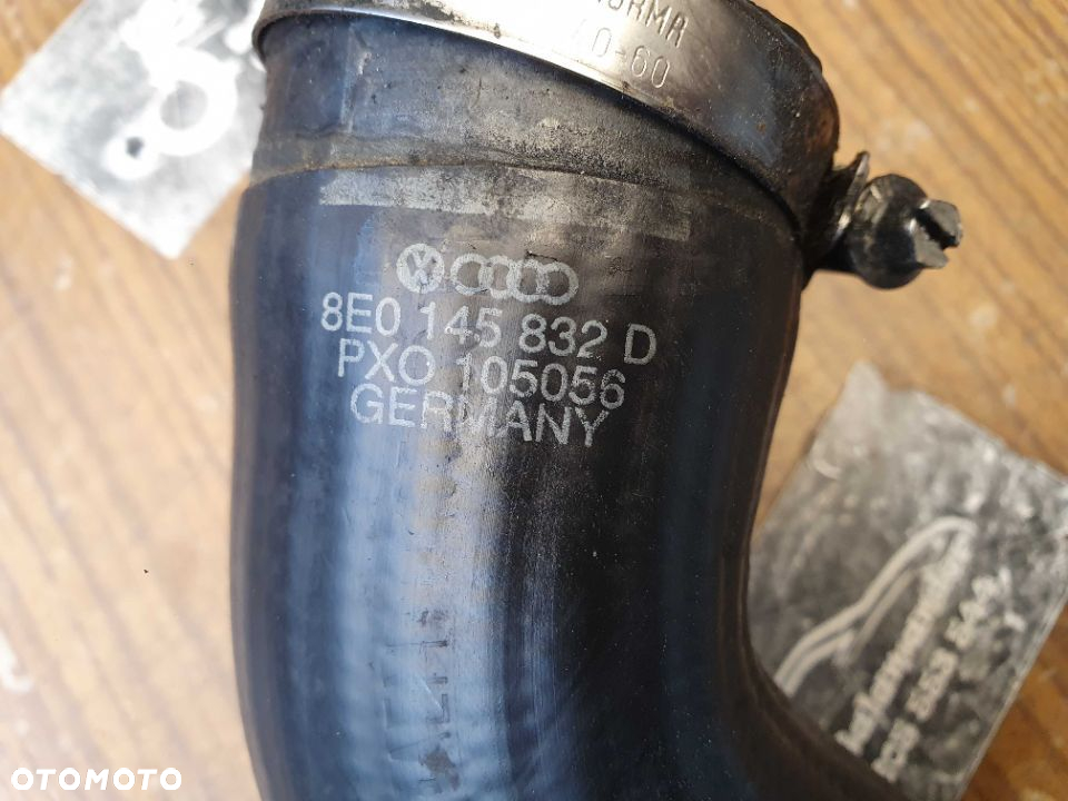 Przewod 8E0145832D 8E0145838G 8E0145834F Rura Powietrza Kolanko Waz Intercooler 1.8 T Audi A4 B6 B7 - 9