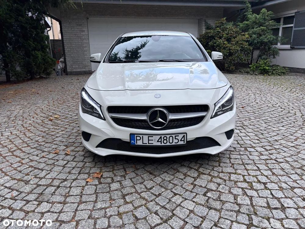 Mercedes-Benz CLA 250 4-Matic - 11