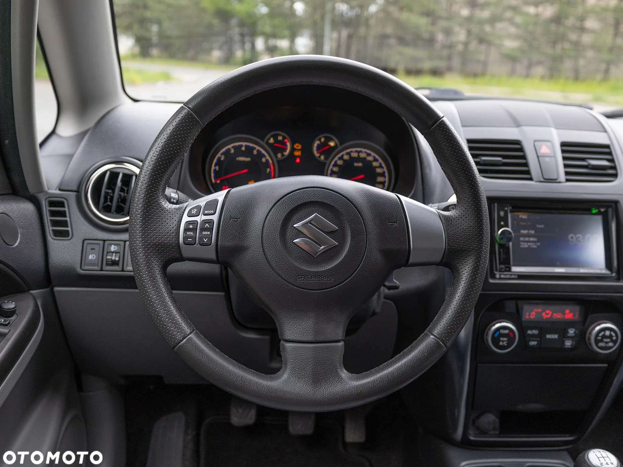 Suzuki SX4 1.6 Comfort Plus 4WD - 14