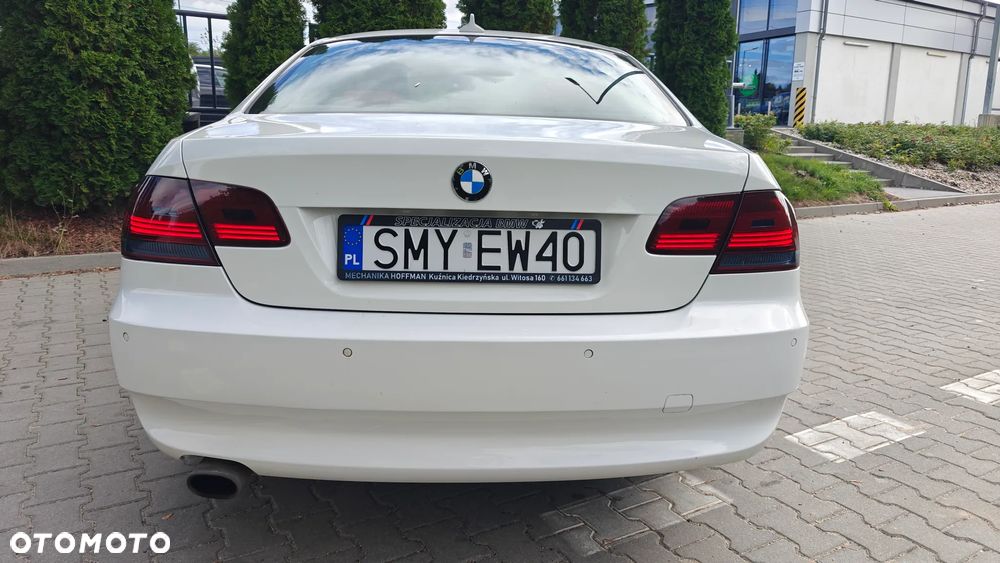 BMW Seria 3 320i - 5